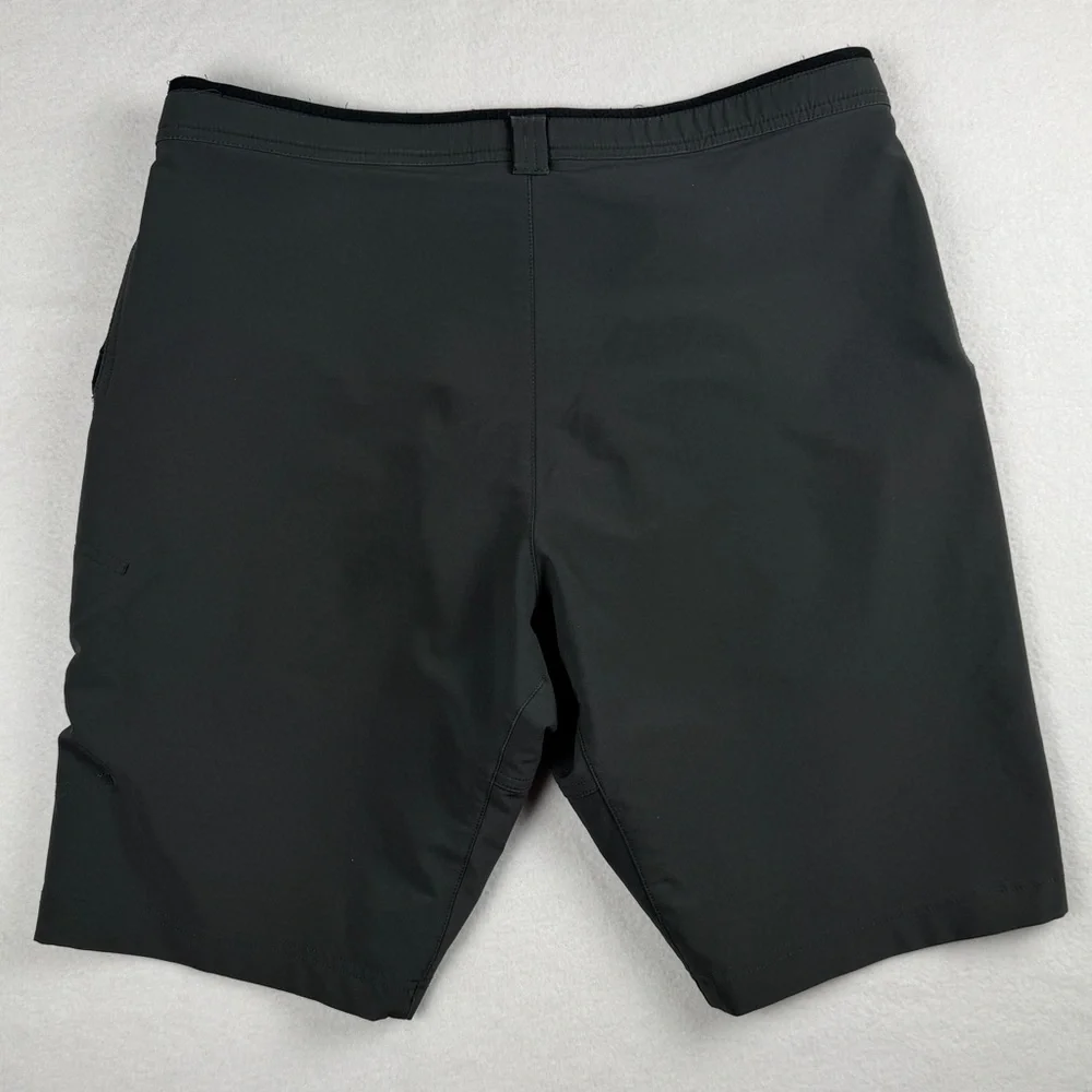 REI Men's Belted Outdoor Shorts Dark Gray Medium? - Picture 6 of 10